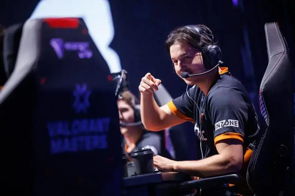 Ex-FNATIC Explica Ausência de Leo: Doente Demais para Jogar