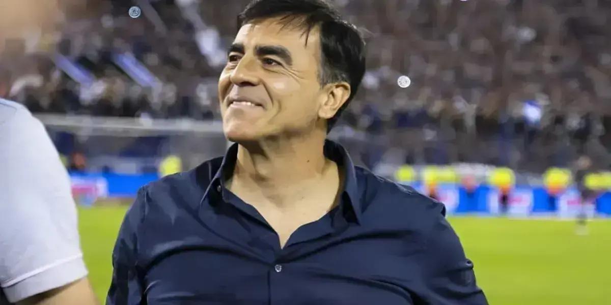 Grêmio Oferece R$ 1 Milhão a Gustavo Quinteros, Santos Paga R$ 800 Mil