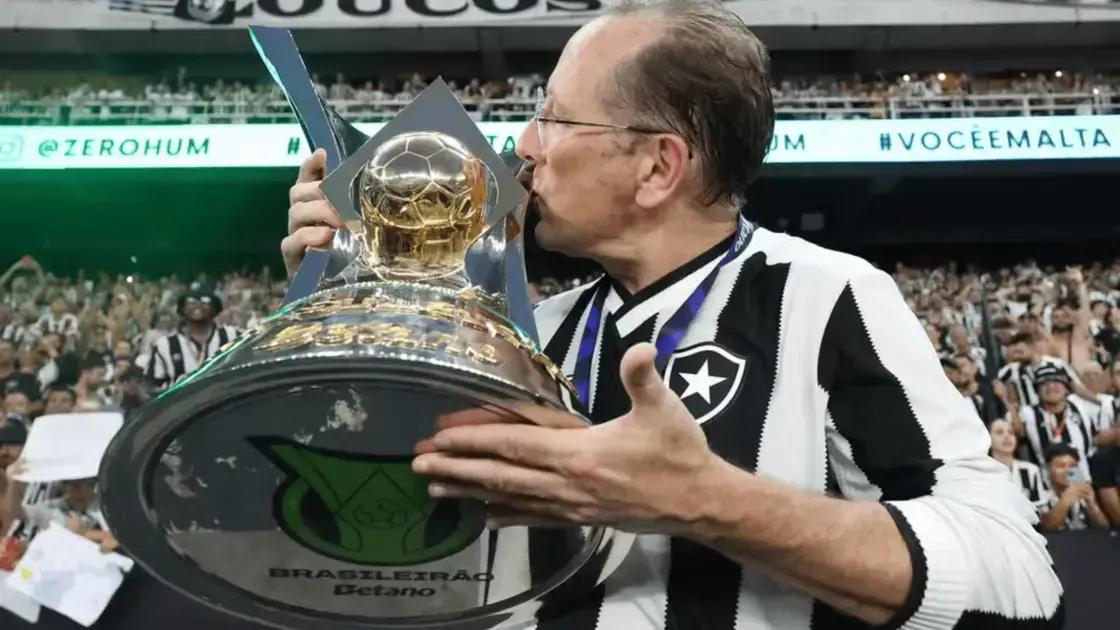 John Textor Celebra Temporada do Botafogo e Promete Novas Conquistas