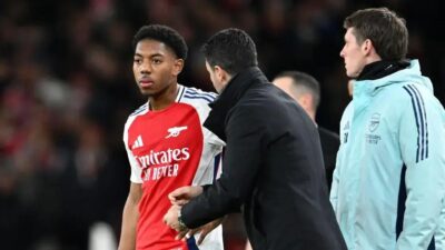 Arsenal Anula Cartão Vermelho de Lewis-Skelly e Evita Suspensão