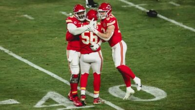 Chiefs vence Texans: Mahomes e Kelce brilham na vitória
