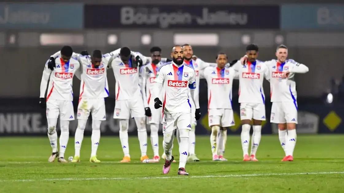 Como a Troca de Treinadores Pode Comprometer a Temporada do Lyon