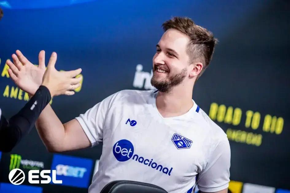 CS2: yel deve comandar 9z na nova temporada