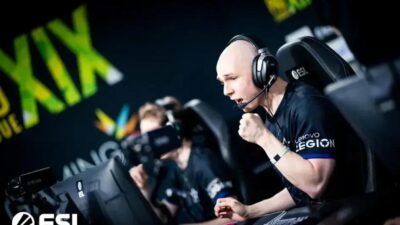 EliGE brilha na estreia pela FaZe Clan em CS2