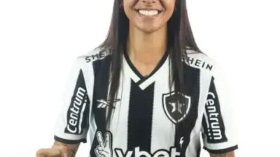 Kika Brandino: A Ressignificação no Futebol Feminino em 2025