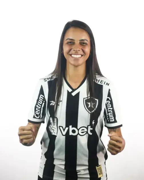 Kika Brandino: A Ressignificação no Futebol Feminino em 2025