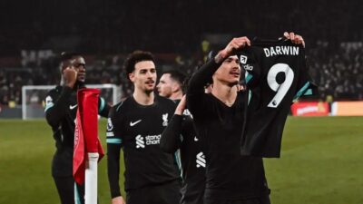 Liverpool vence Brentford: Gols de Núñez garantem vitória