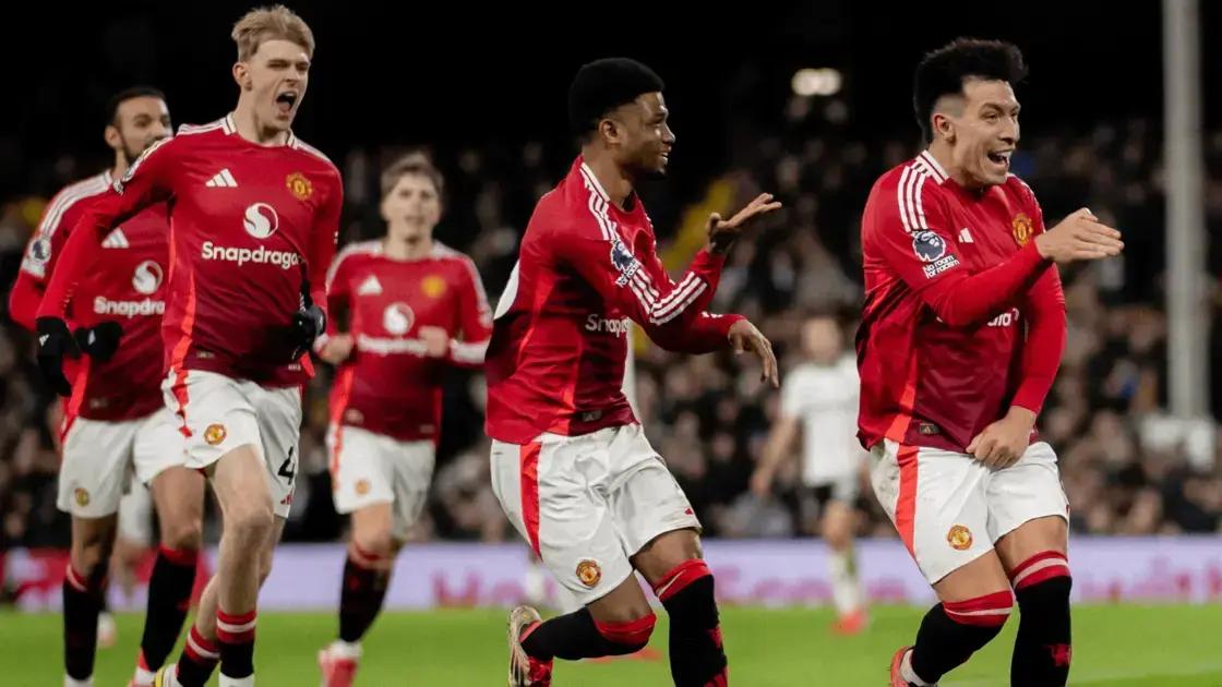 Manchester United vence Fulham e Lisandro Martínez brilha