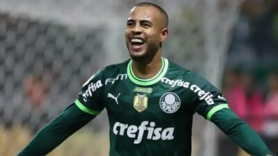 Mayke Alcança 300 Jogos e Marca História no Palmeiras