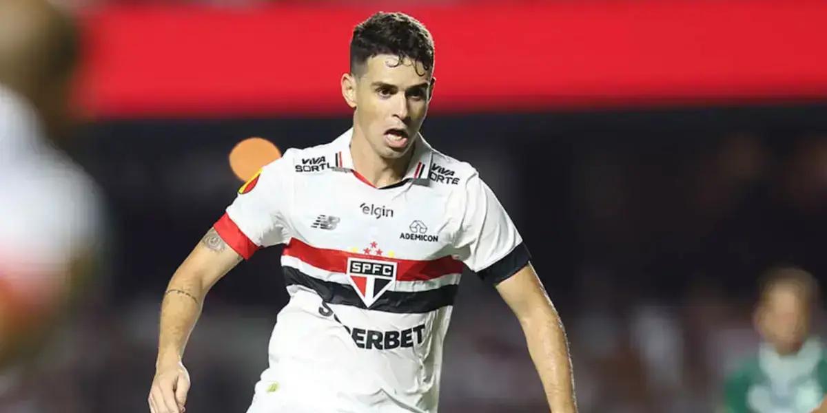 Oscar Brilha: Primeiro Gol no Clássico Contra o Corinthians