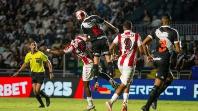 Vasco perde pênalti e amarga segundo empate no Cariocão