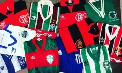 800 Camisas de Futebol dos Anos 80: A Incrível Coleção de Marcos Dimitri