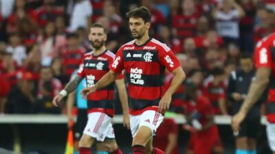 Athletic negocia com Rodrigo Caio para a Série B 2025