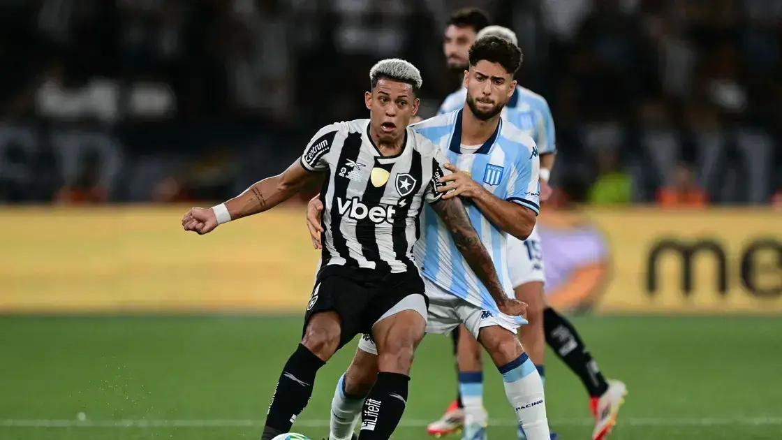 Botafogo é Derrotado pelo Racing: Título da Recopa em Jogo