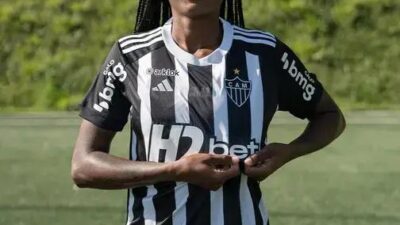Hingredy: Pronta para o Desafio de Voltar à Elite do Futebol Feminino