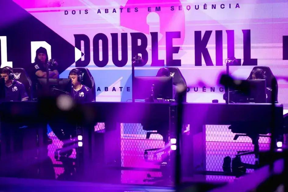 LoL: Pro Player Penalizado por Tuíte Após Derrota