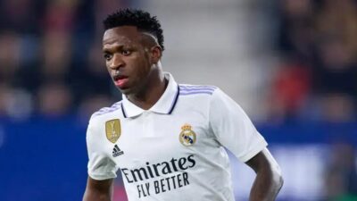 O que o Manchester City faz com Vinicius Jr na Champions League