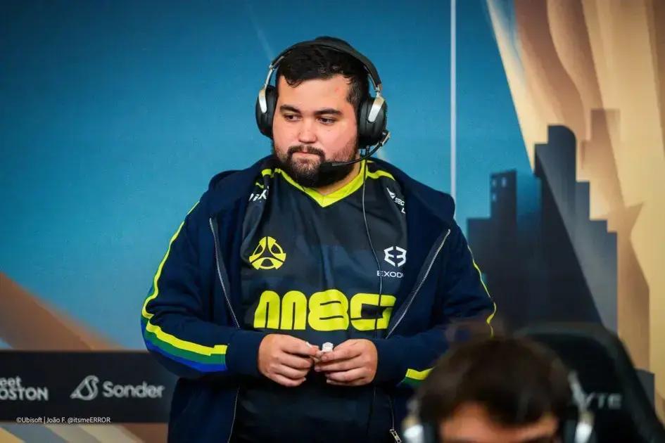Treinador Brasileiro da M80 Banido por 2 Anos pela Ubisoft