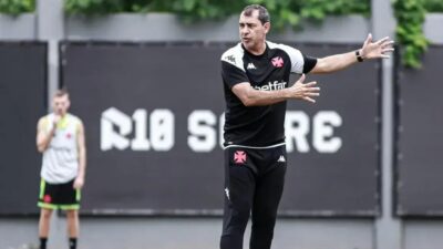 Vasco: Carille Lamenta Falta de Agressividade Após Empate