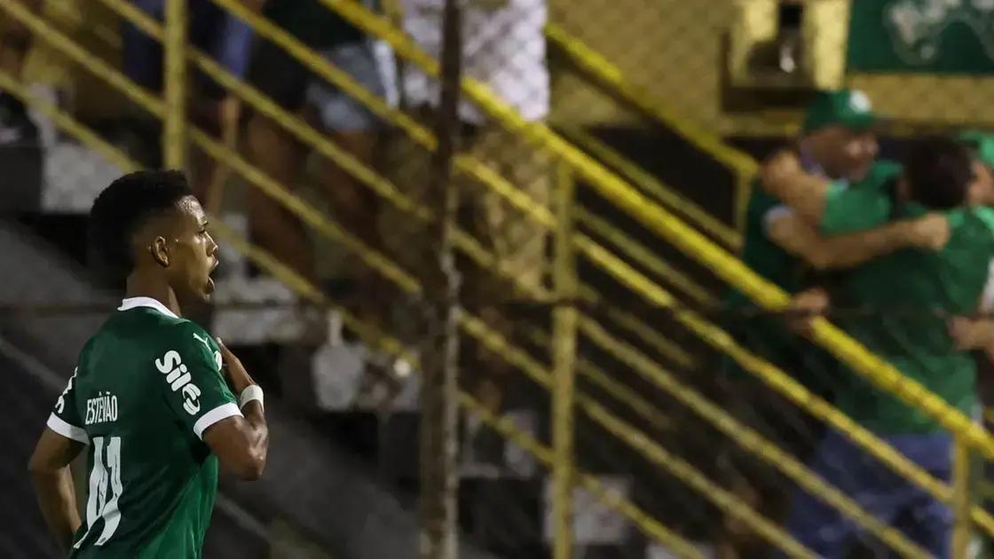 Abel Ferreira: O Felizardo por Treinar Estêvão no Palmeiras