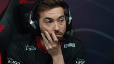 Complexity: Saída de Treinador T.c e Impactos no Time