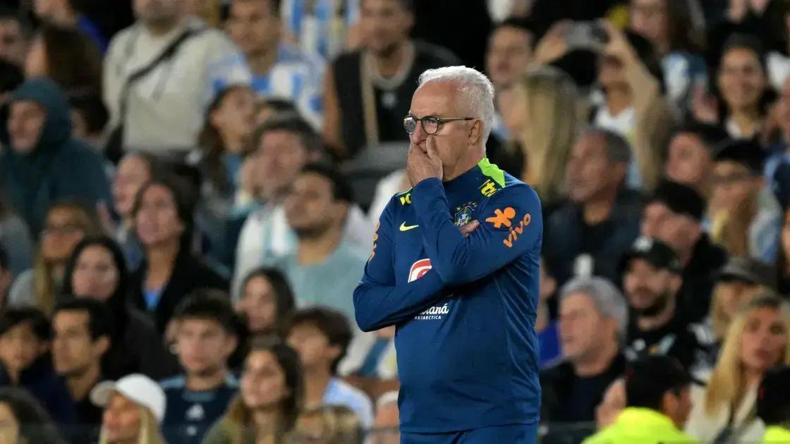 Dorival Júnior: Pressão e Confiança na Seleção Brasileira
