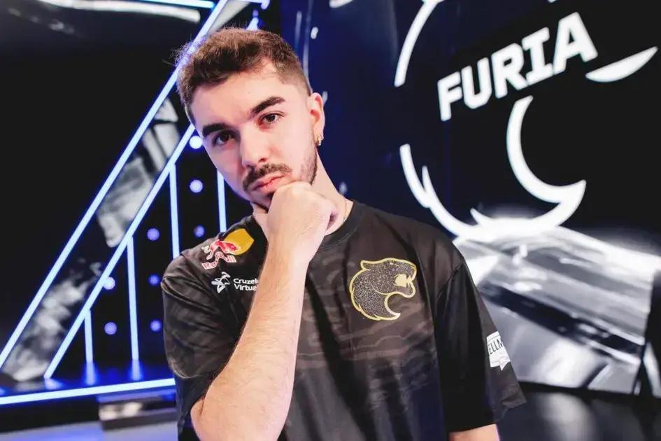 FURIA: mwzera pede para ser banco e mudanças no time
