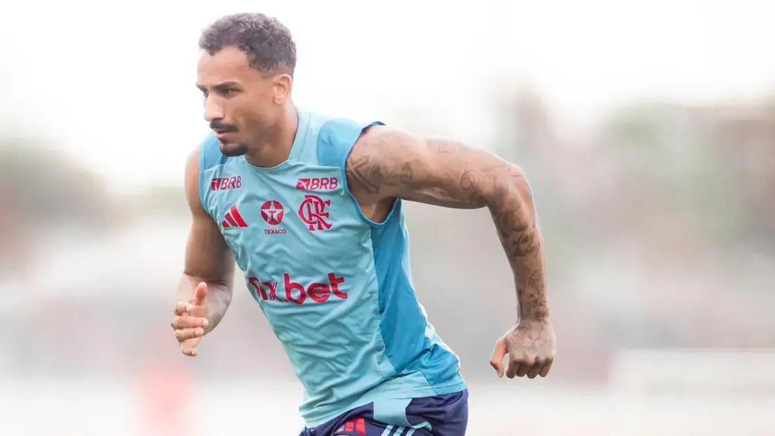 Lesão de Danilo: Flamengo perde zagueiro para Brasileirão e Libertadores