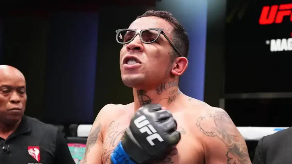 Carlos Prates promete nocaute e provoca Ian Garry no UFC Kansas City