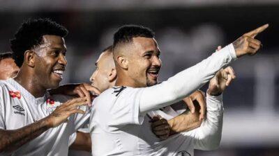 Neymar Machucado, Santos Vence o Atlético-MG e Conquista a 1ª Vitória