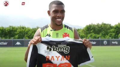 Vasco Homenageia Rayan: 50 Jogos como Profissional