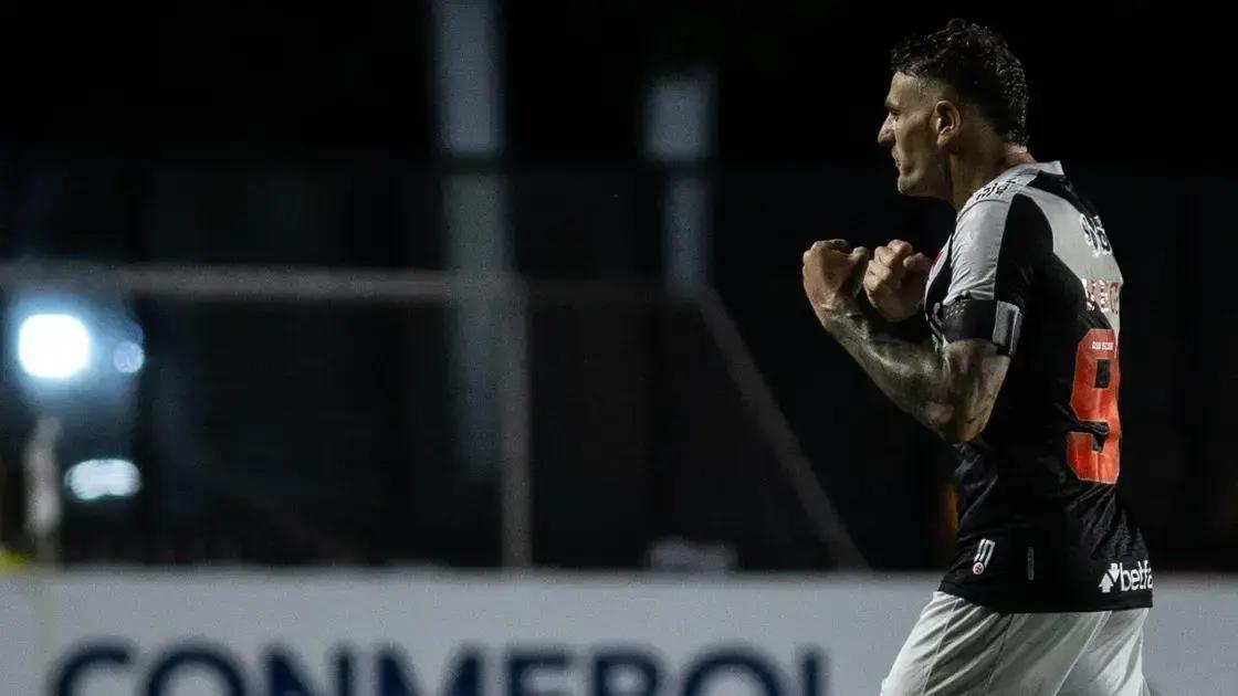 Vegetti: 2º Maior Artilheiro Estrangeiro do Vasco em 2025
