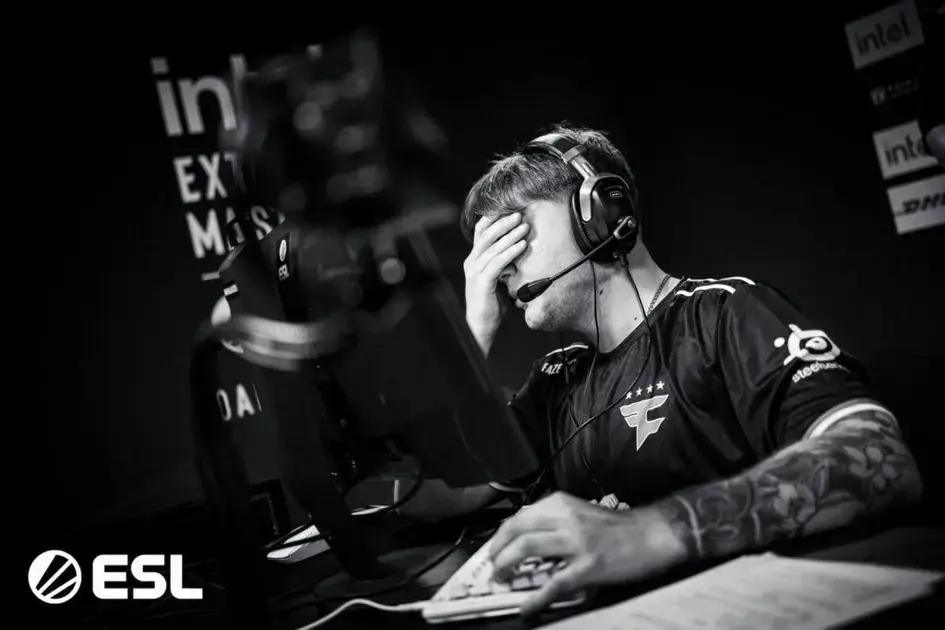 s1mple chama HEROIC de 'bots de merda' após derrota