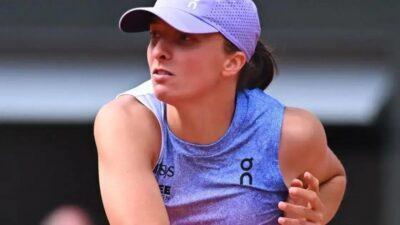 Swiatek atropela Raducanu e avança na 3ª rodada de Roland Garros