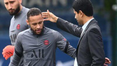 Presidente do PSG fala sobre Neymar e impasse com Mbappé