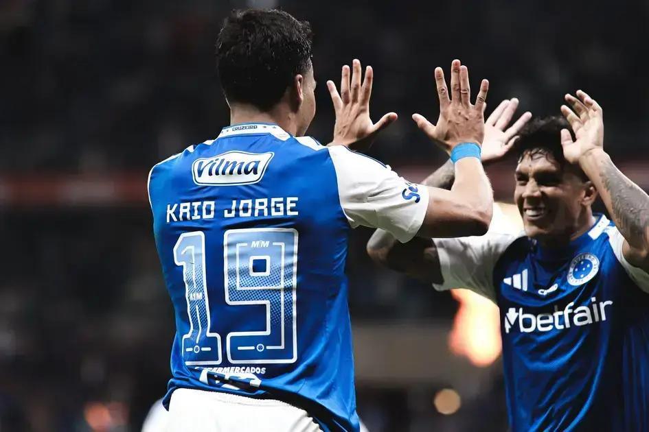 5 Jogos Imperdíveis dos Times Mineiros Hoje: Cruzeiro e Atlético em Ação