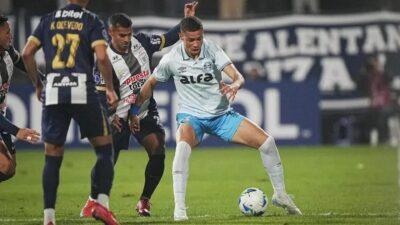 Grêmio perde para Alianza Lima e complica vaga na Sul-Americana