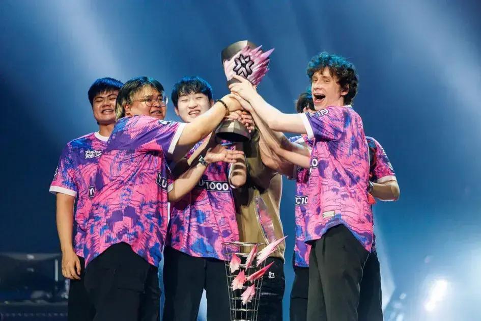 Paper Rex avança aos playoffs após vitória contra KC na EWC