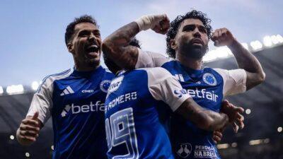Resumo Brasileirão 15ª rodada: Gabigol brilha e Cruzeiro lidera